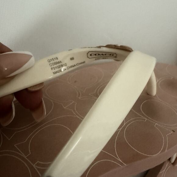 Coach Cosma Jelly Flip Flops Size 8 White Pink Flower Thong Sandals FLAW - Picture 5 of 8